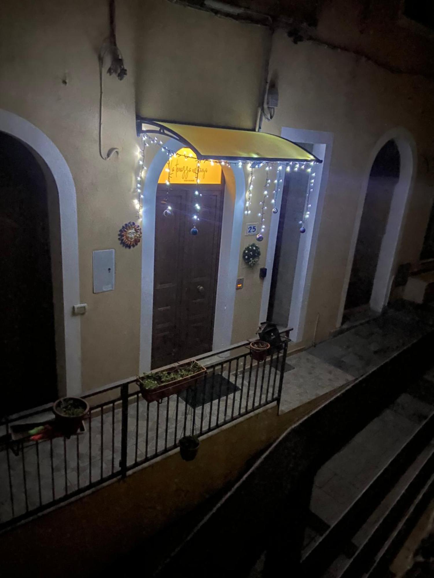 Hotel La Terrazza Nel Borgo Tortora Exterior foto
